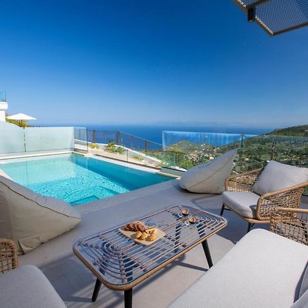 Inorato - Luxury Villa With Private Swimming Pool Kalamítsi Exteriör bild